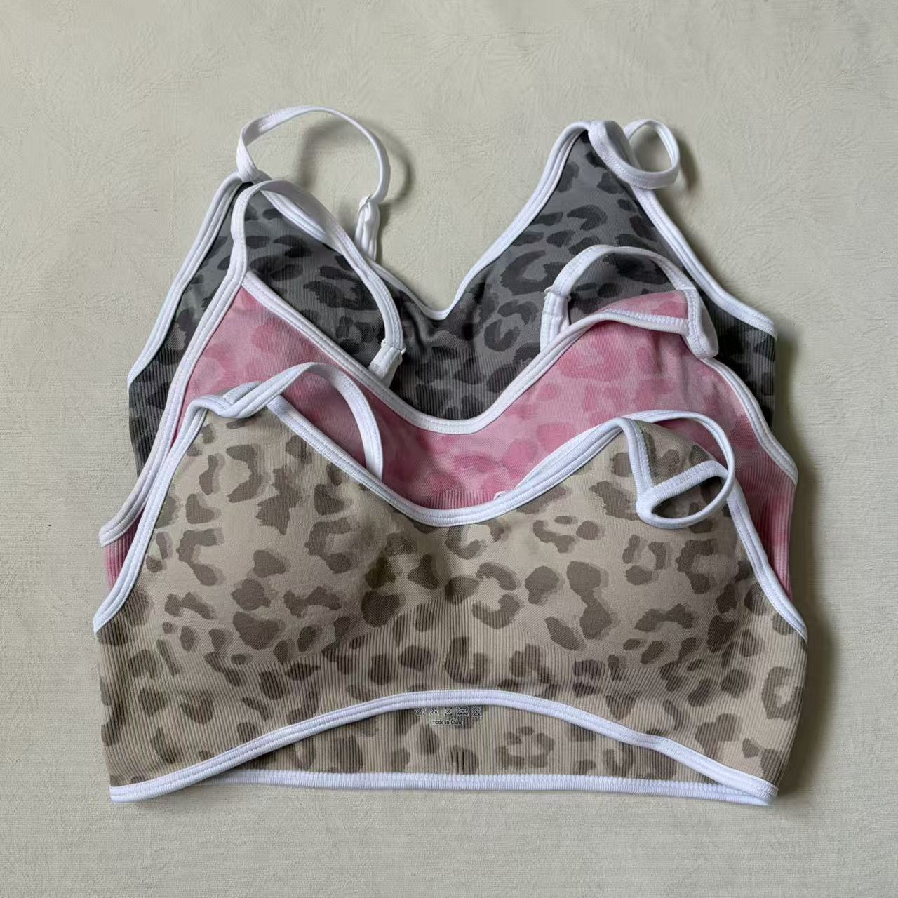LOGO Women's Beautiful Back Ga - đánh giá và giá Sports Bra Racerback